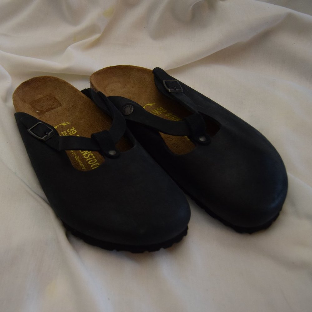 Birkenstock Black Clogs - New
